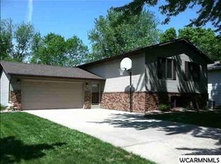500 Viking Dr, Marshall, MN 56258