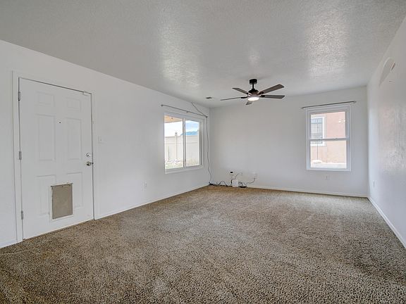 5th image of 440 2nd St SW
