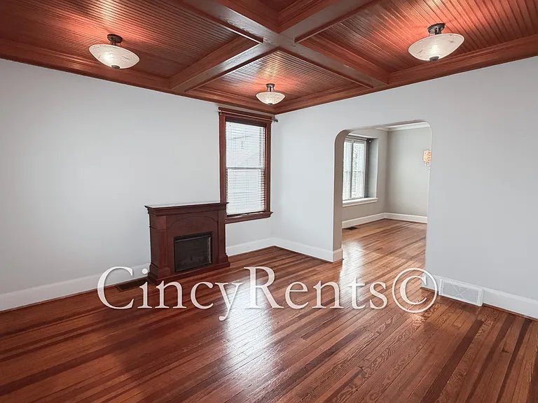 4111 31st Ave — Photo 5