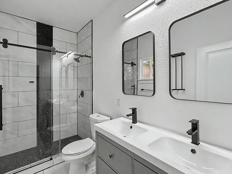 109 Sample St — Photo 6