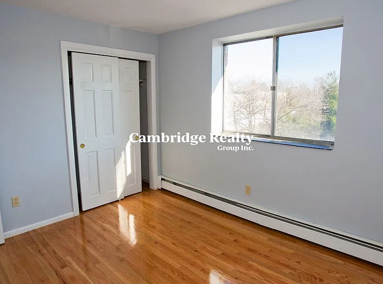 14 Murdock St #3-2T — Photo 5