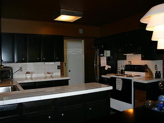 Kitchen (newly painted in neutral color).
