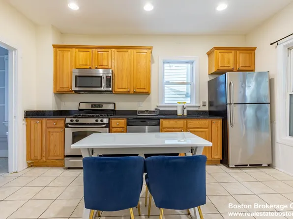 59-61 Hillside St #3, Roxbury Crossing, MA 02120