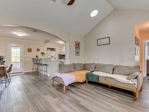 5th image of 3139 Switzer Drive
