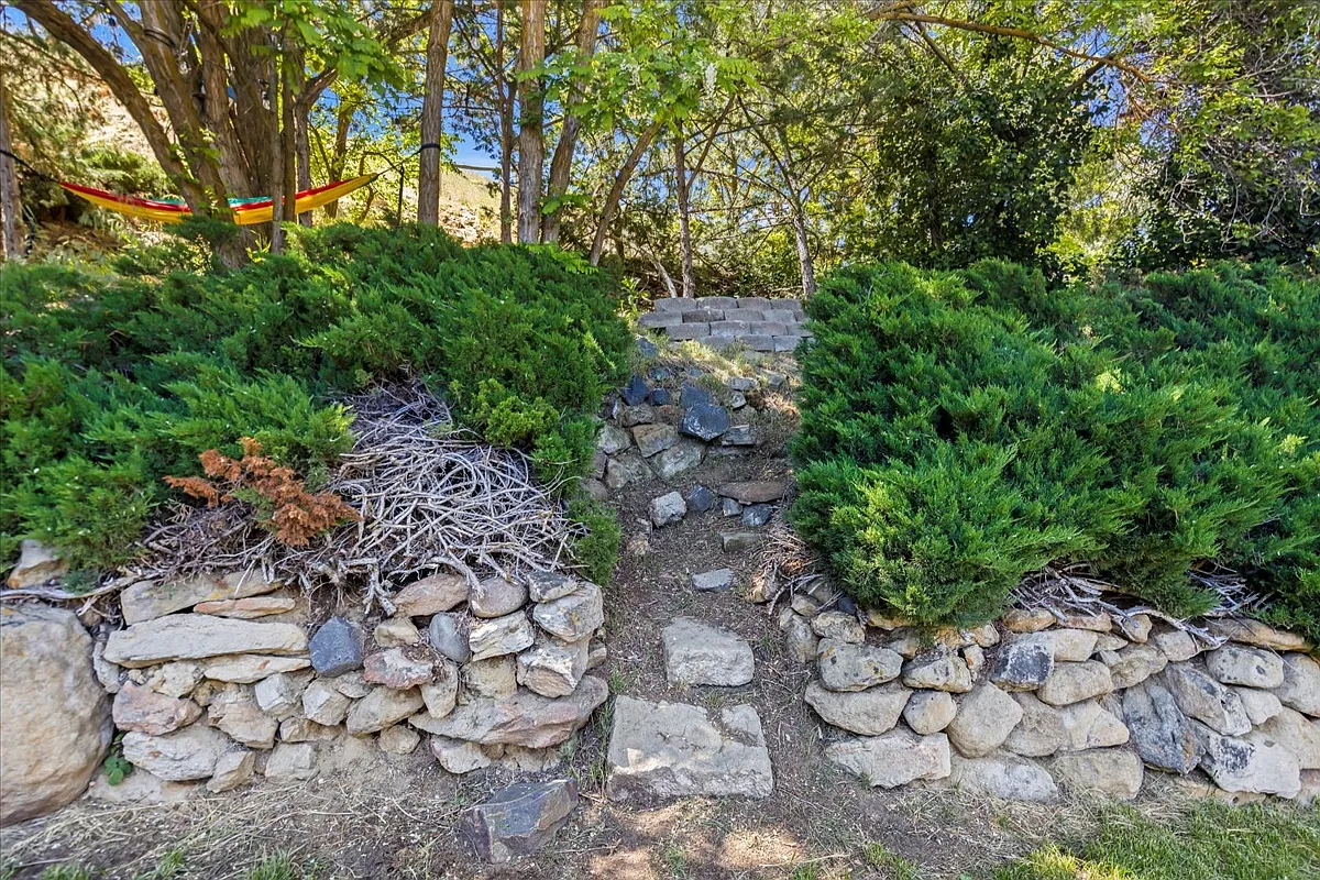 3017 N Bogus Basin Rd — Photo 3