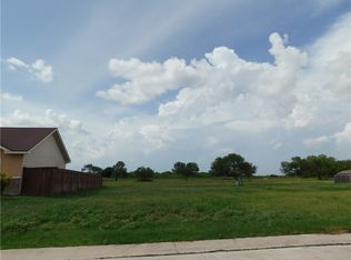 1212 Montana St, Alice, TX 78332