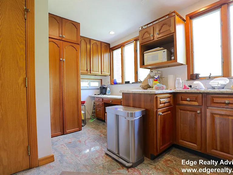 25 Claymoss Rd #2 — Photo 7