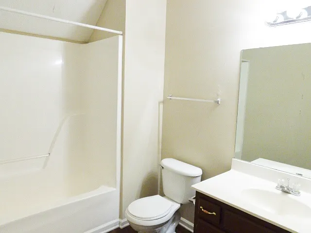 2836 Islington Dr — Photo 11