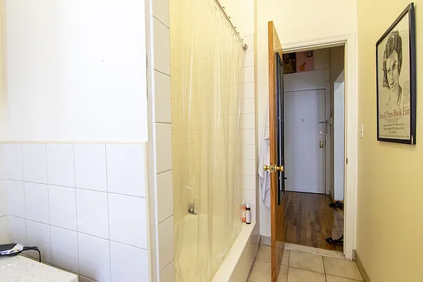 Rented by Scott Williams Realty LLC | media 25