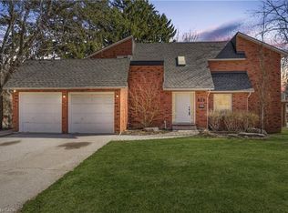 520 Mill Park Dr, Kitchener, ON N2P 1Z8