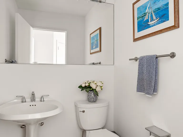 225 W 83rd St #18KL — Photo 10