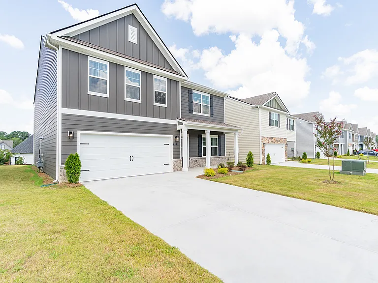 7321 Bendire Loop — Photo 47