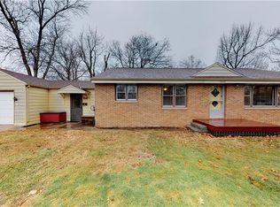 3098 E Cherry Dr, Decatur, IL 62521