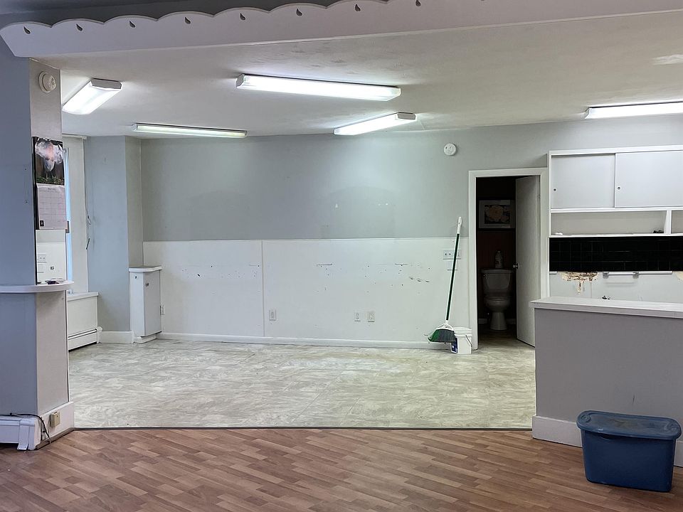 4042 College/ 19 Bartlett St, Lewiston, ME 1 (19 Barlett 1