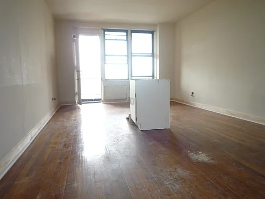 Rented by Kings & Queens | media 6