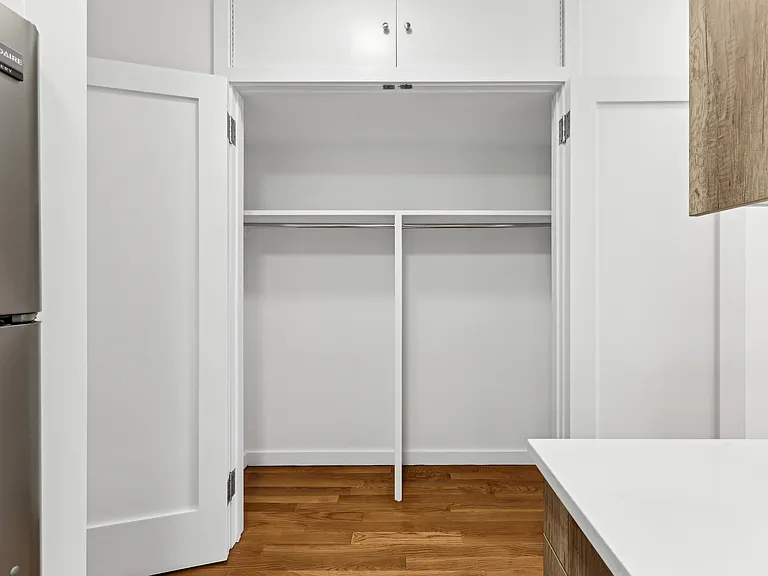 920 Riverside Dr #21A — Photo 3