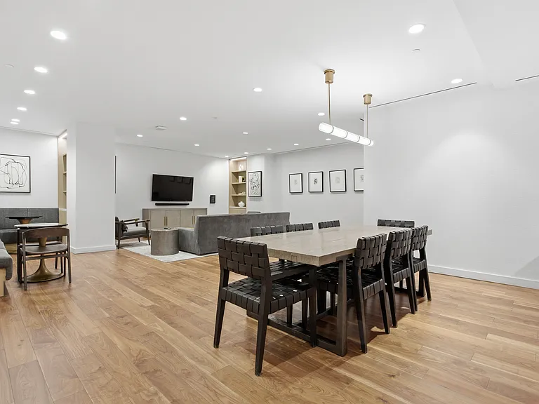 200 Montague St #15E — Photo 12