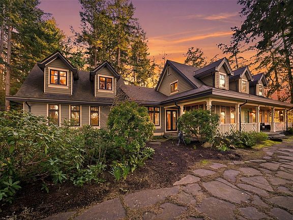 2nd image of 2023 Seahaven Rd