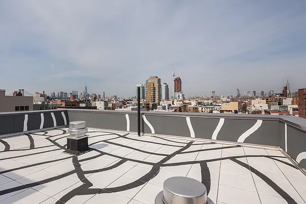 Sold by Compass | media 25