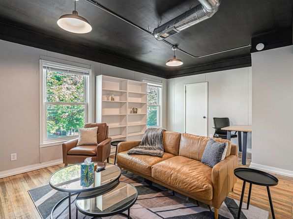 149 Valley Ave NW #2