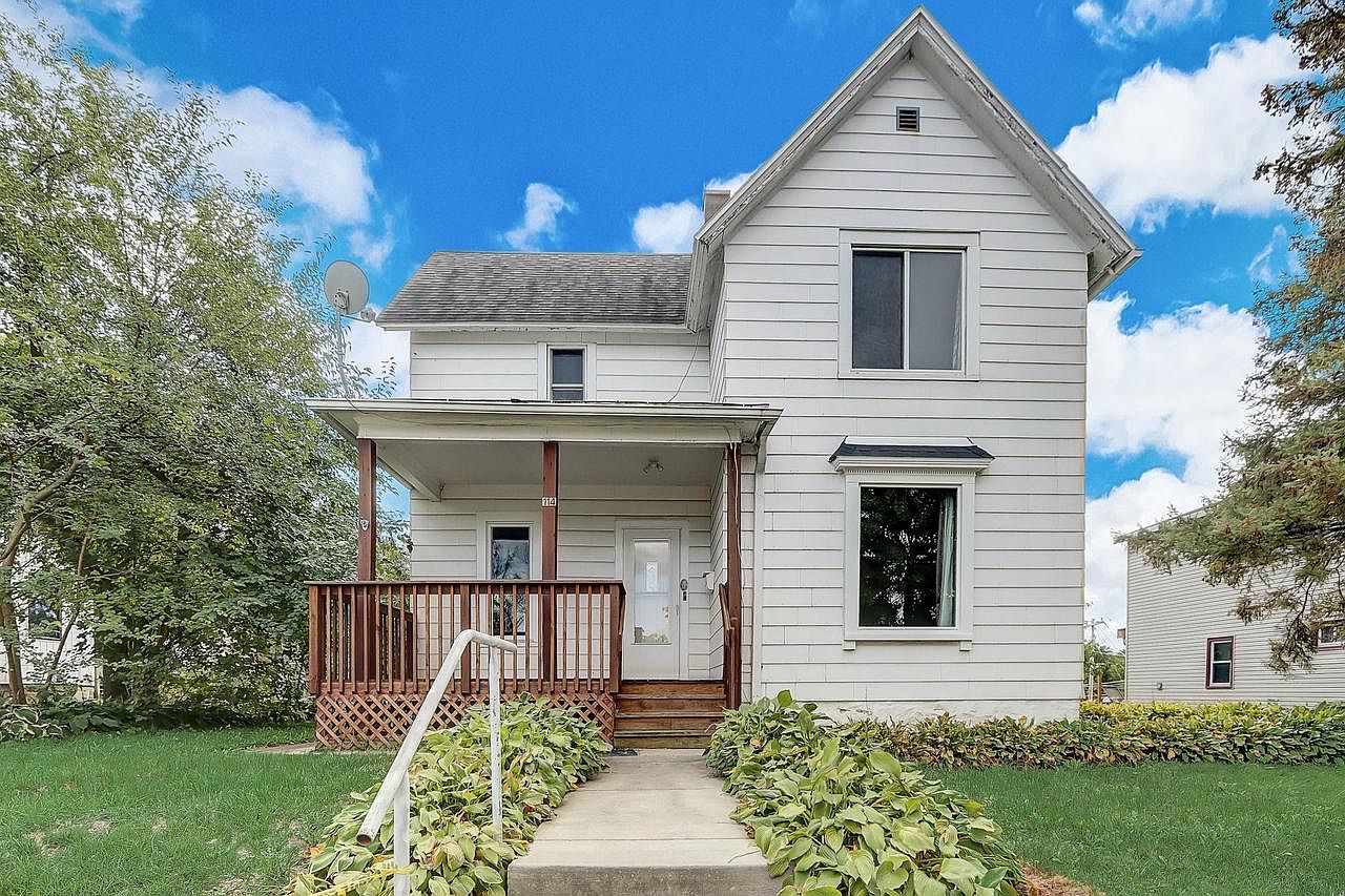 114 Maple Street, Baraboo, WI 53913 Zillow