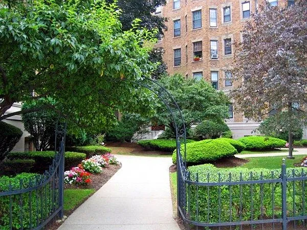 114 Riverway #3