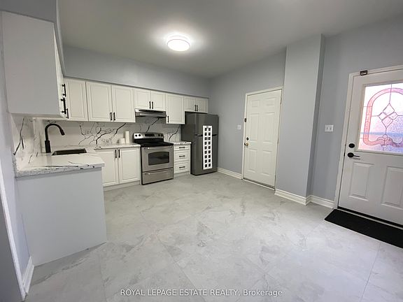 4th image of 3745 Kingston Rd