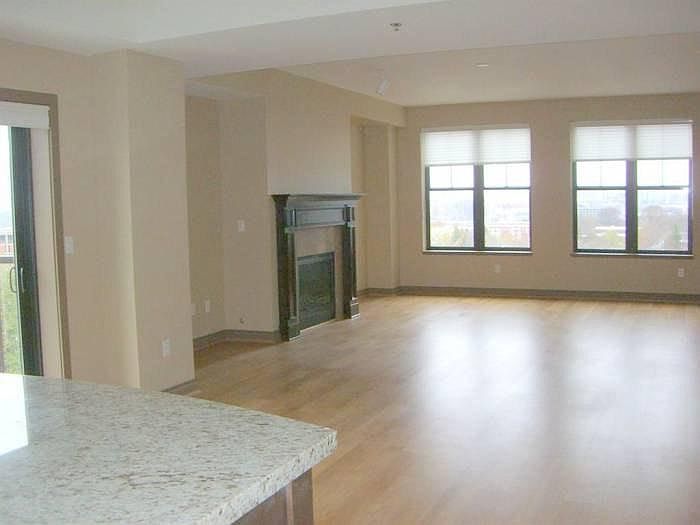 Kitchen-Living Room