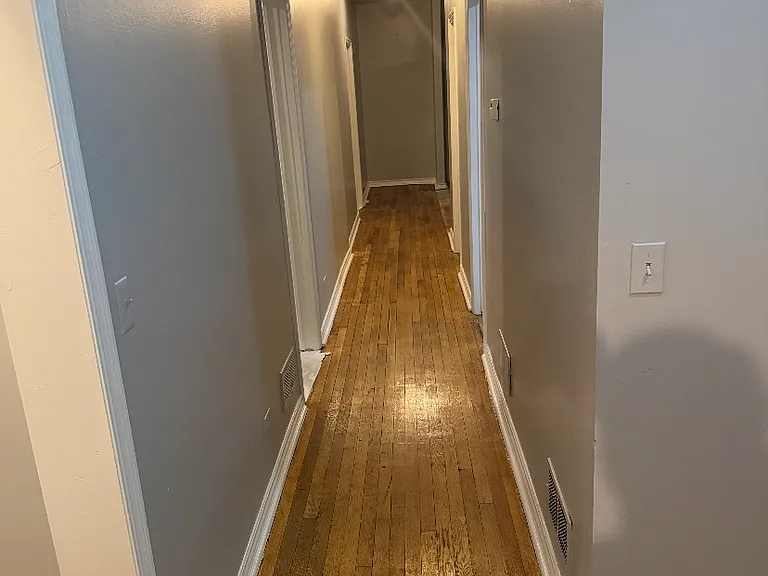 7031 S King Dr #1 — Photo 5