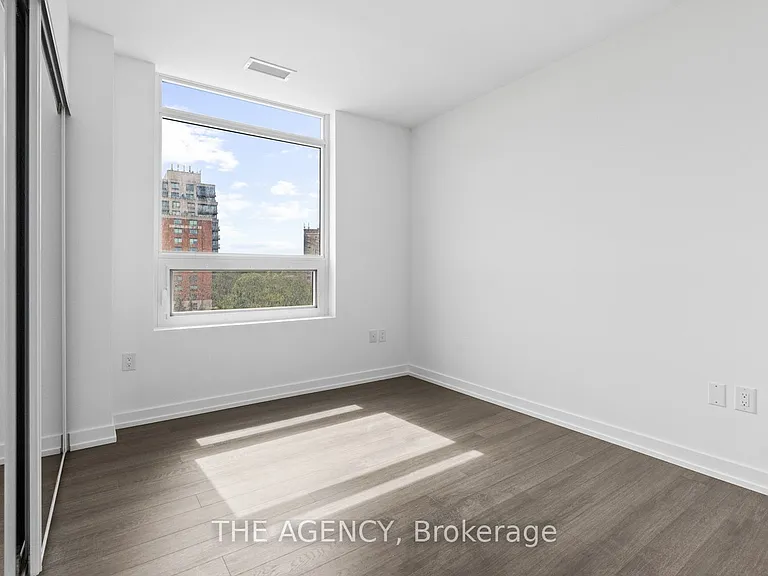 4010 Eglinton Ave W #625 — Photo 16