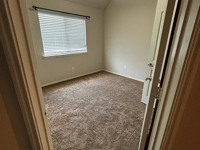 5008 Nash Ln — Photo 16