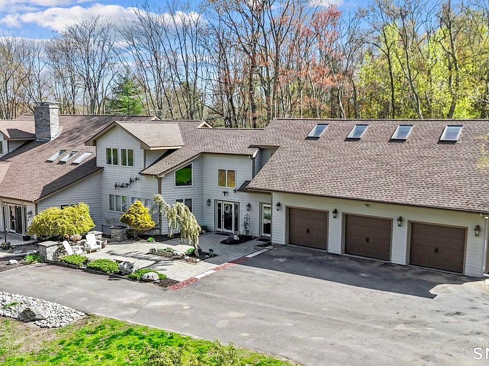 1st image of 500 Thrall Avenue