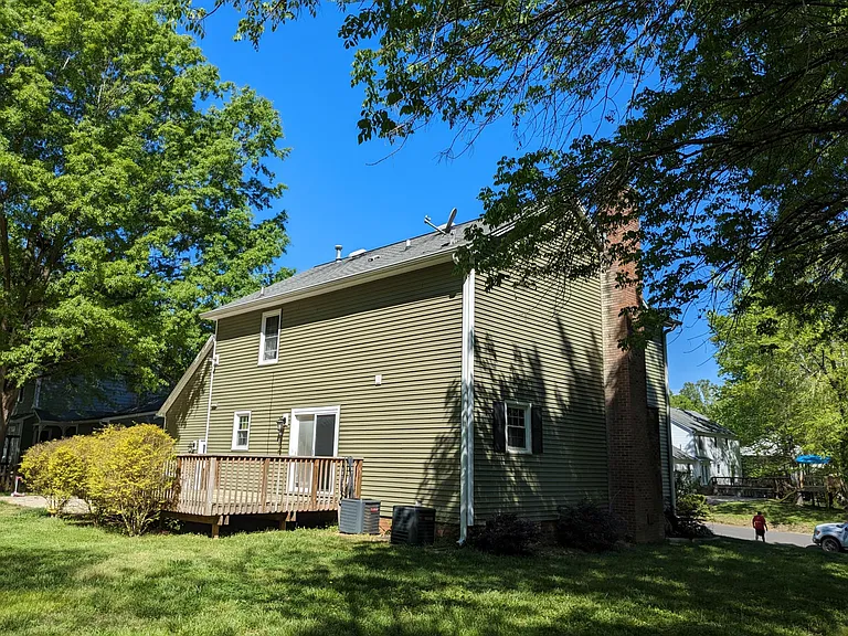 98 New Castle Rd — Photo 22