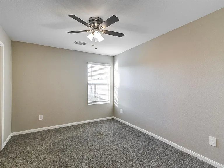 16428 Jasmine Marie Pl — Photo 15