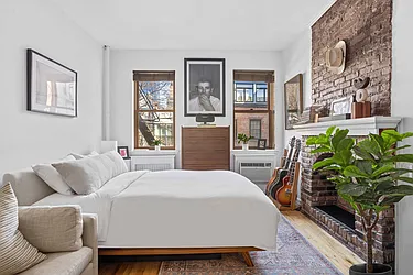335 West 21st Street
