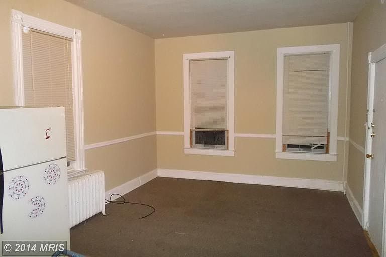2nd image of 3100 Hamilton Ave APT B