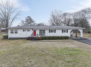 105 Hazel Dr, Dalton, GA 30721