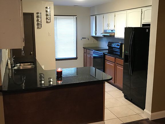 3rd image of 4058 Concordia Way