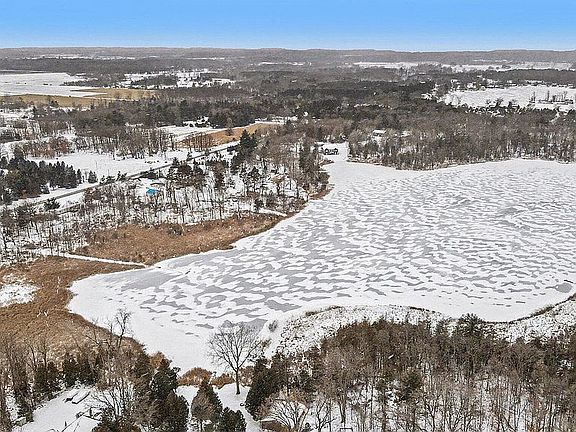 4th image of 4337 Holland Lake Rd