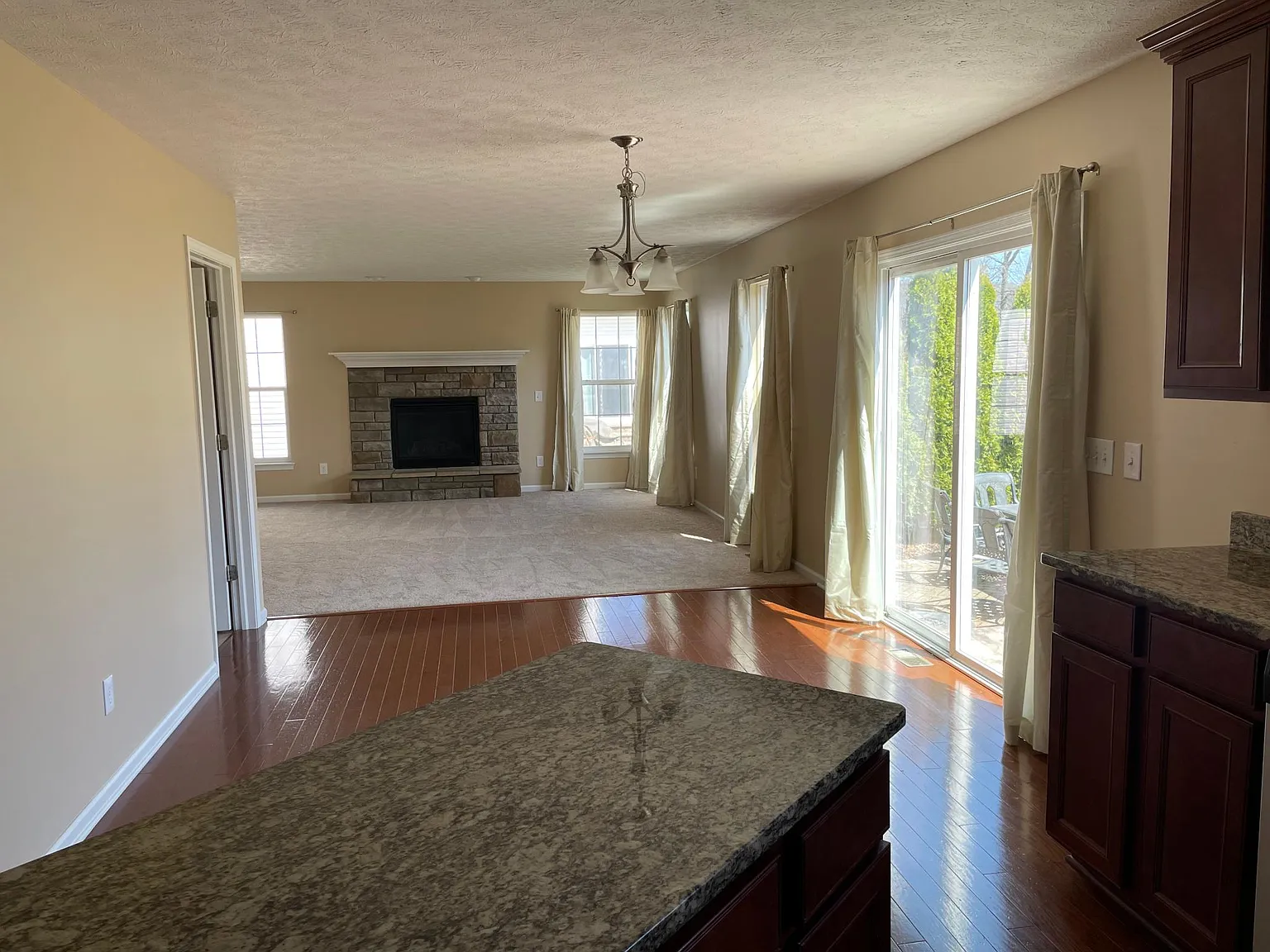 2415 Chelsea St — Photo 3