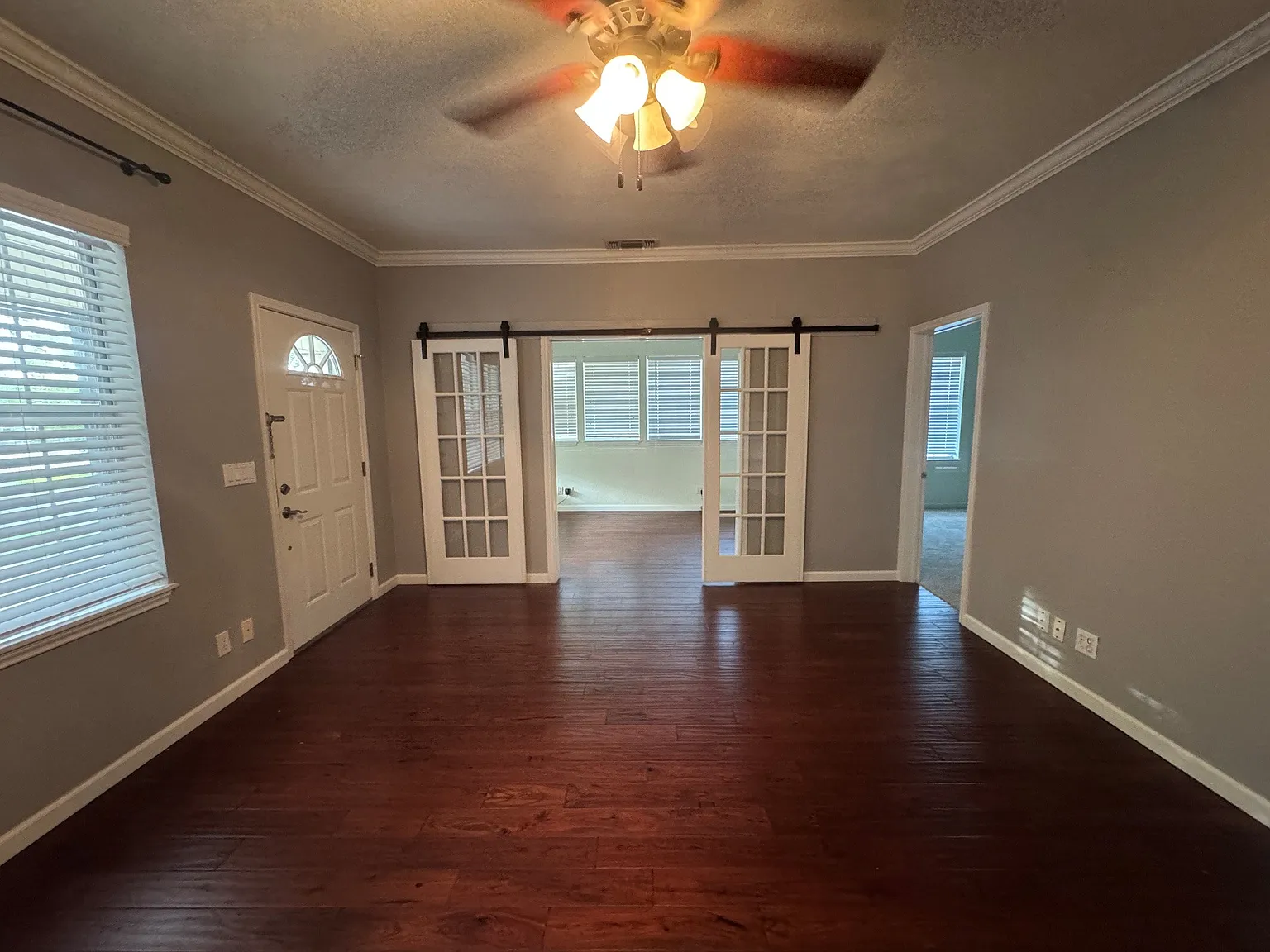 2 bed, 1214 sqft, $2,500 — Photo 3