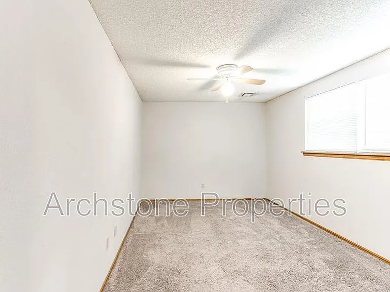 2524 Boxwood Ave — Photo 23