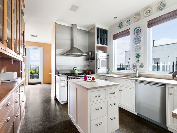 5th image of 35 Prospect Park W #Phd