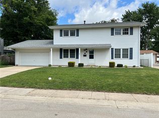 442 Southampton Dr, Decatur, IL 62526