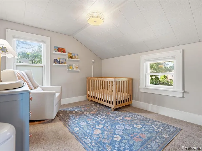 626 Kayser Ave — Photo 23