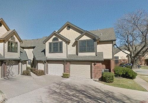 3rd image of 404 Santa Fe Trl APT 53