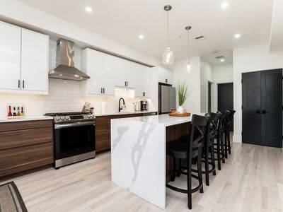 28 Telegraph St, South Boston, MA, 02127