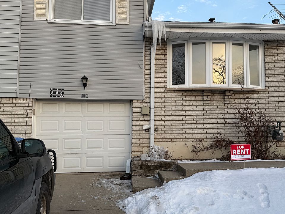 1st image of 909 Beau Dr