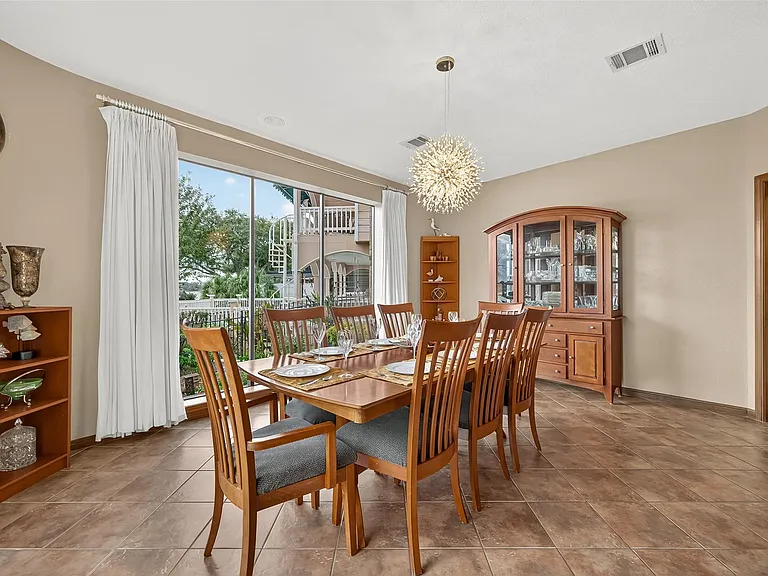 1623 Lake Arbor Dr — Photo 12