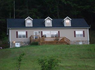 6464 Globe Rd, Lenoir, NC 28645